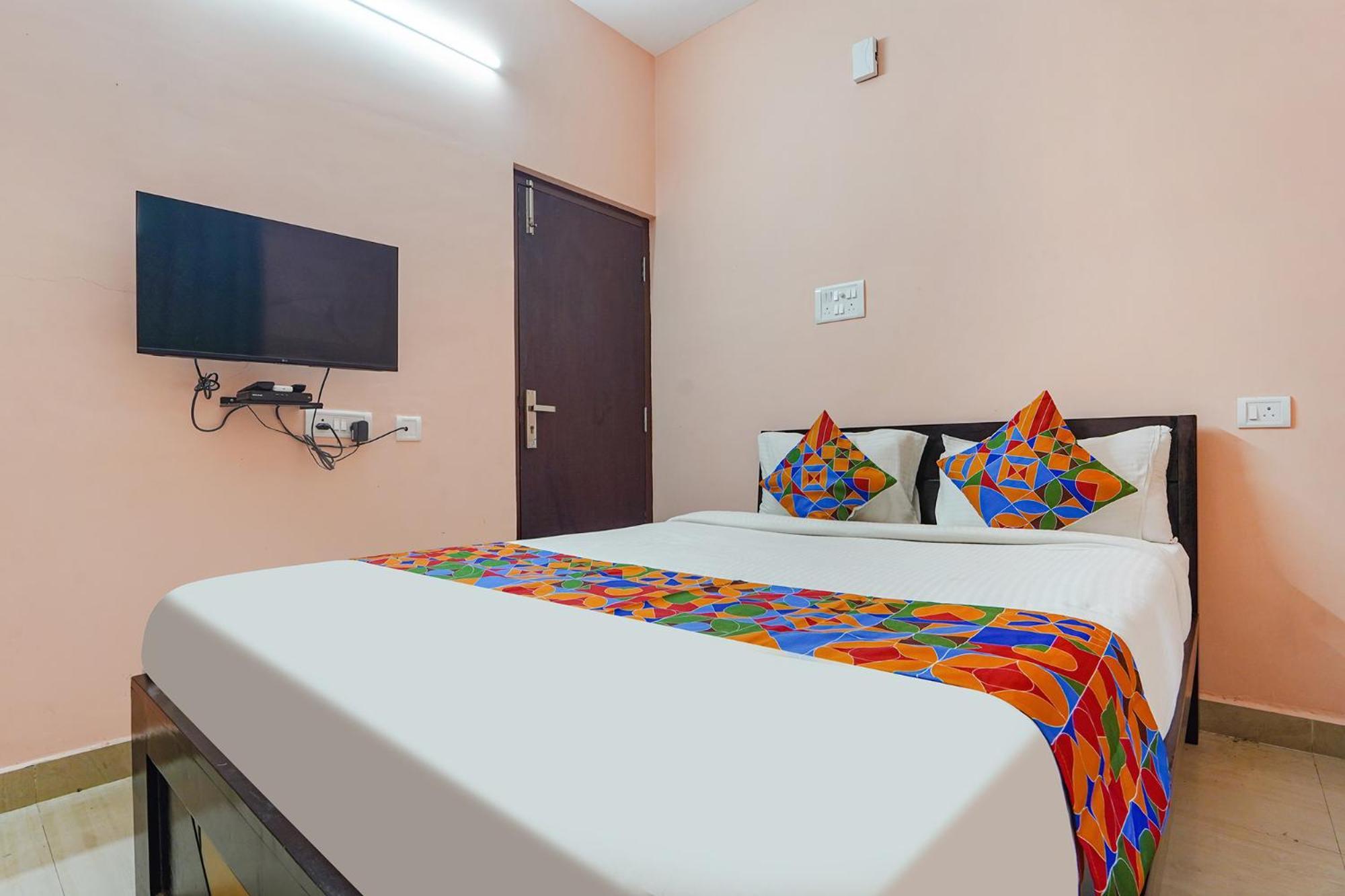 Hotel Fabexpress Its South East Residency Siruseri Exterior foto