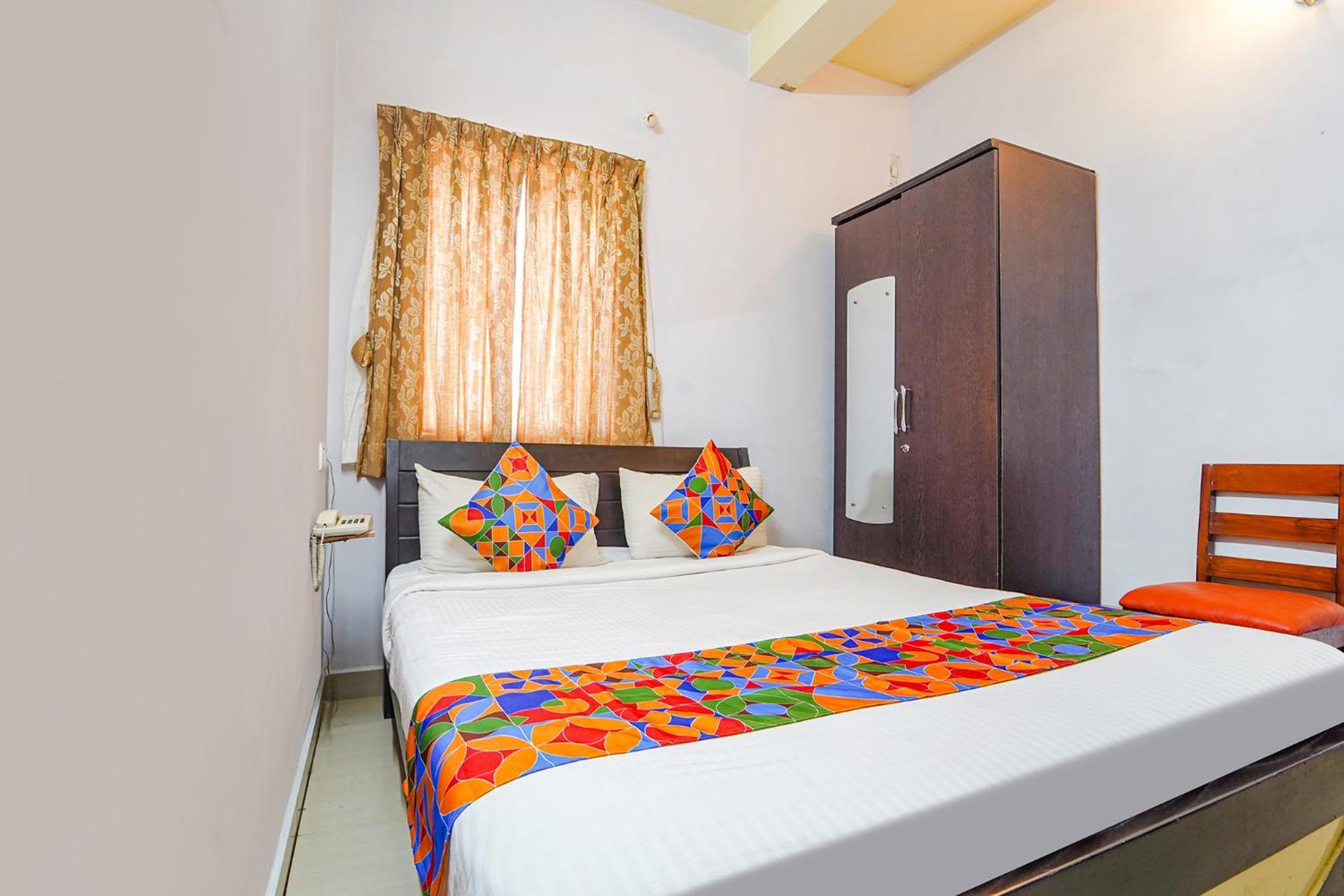 Hotel Fabexpress Its South East Residency Siruseri Exterior foto