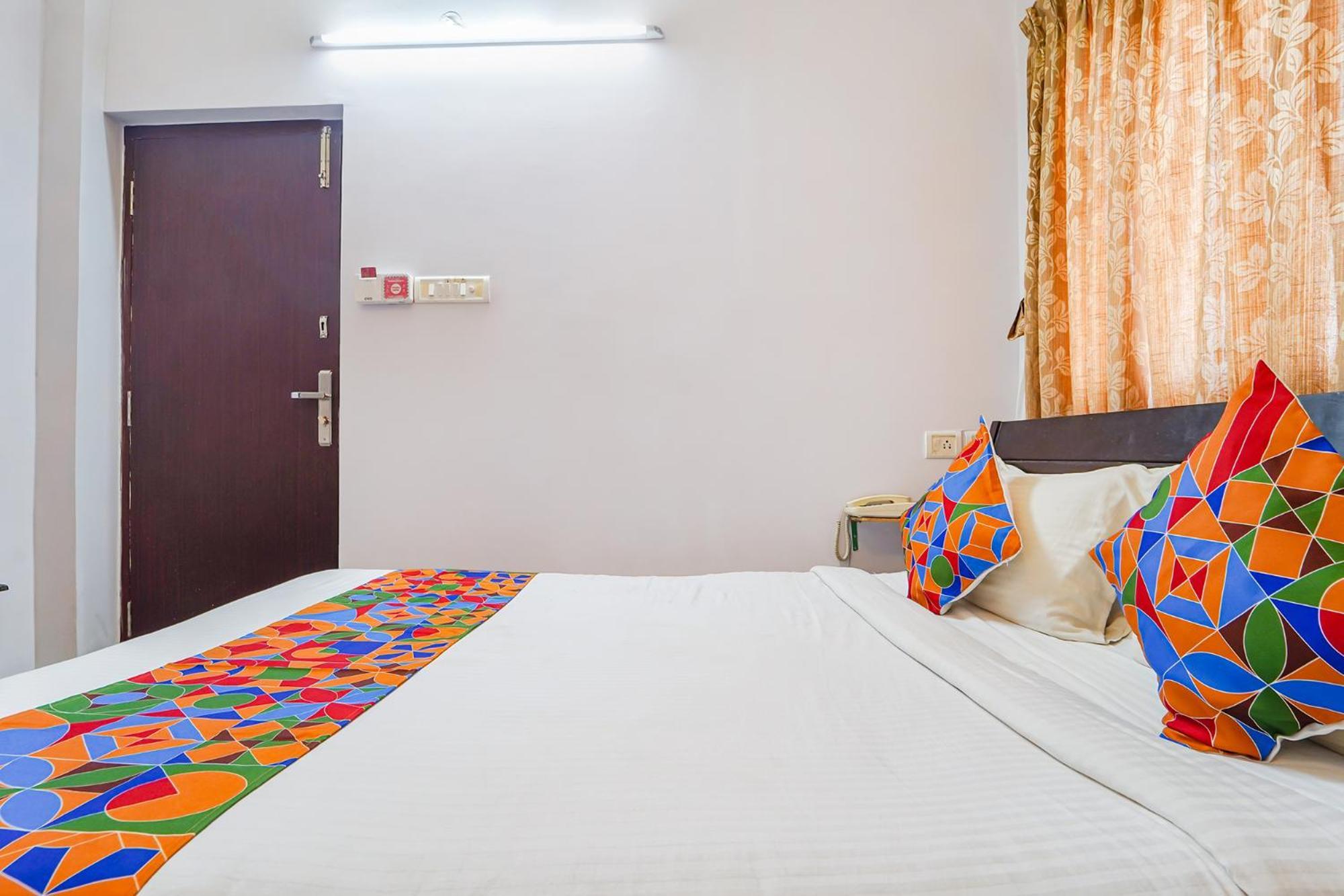 Hotel Fabexpress Its South East Residency Siruseri Exterior foto